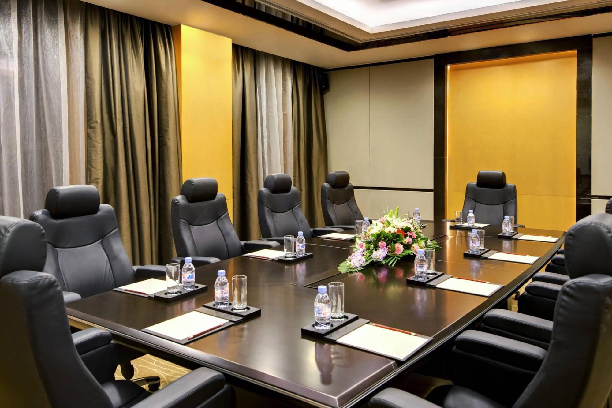 Sheraton Yantai Golden Beach Resort Dış mekan fotoğraf